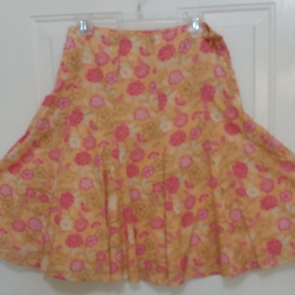 Gap Skirt